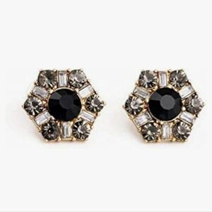 New Manvik Designer Zinc Alloy Stud Earrings.